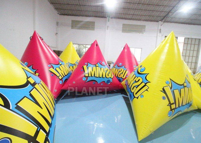 Hot Air Welding UV Resistant Triangle Shape Floating Triathlon Water Race Inflatable Marker Buoy