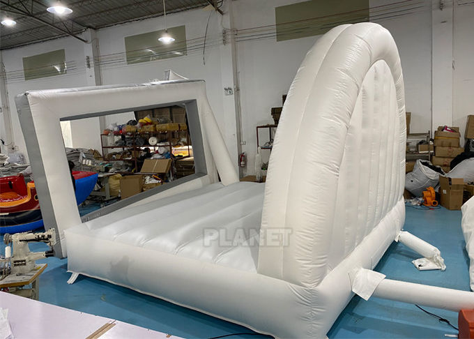 Custom 4*4*3.4M Inflatable Wedding Bouncer For Amusement Park