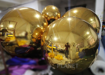 Custom Colorful Inflatable Mirror Balloon For Festival Decorative 1 Year Warranty