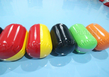 PVC Tarpaulin Water Play Equipment Inflatable Water Buoy For Racing Marks